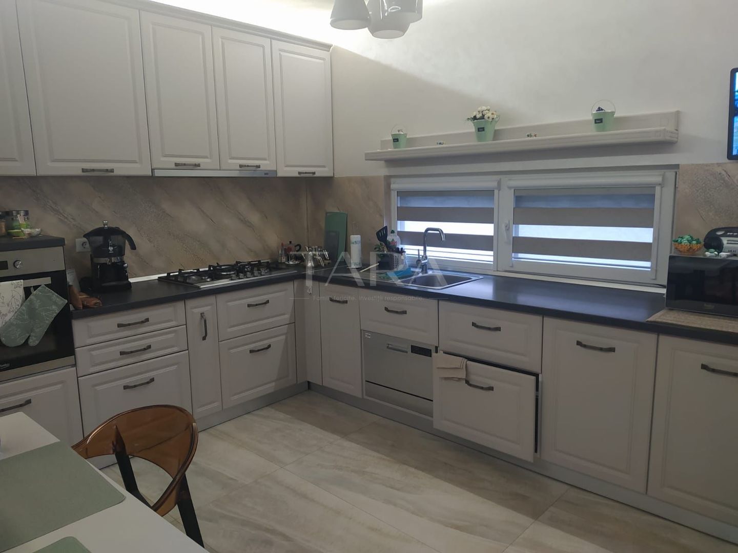 Casa superba in zona rezidentiala Europa - Poză 2