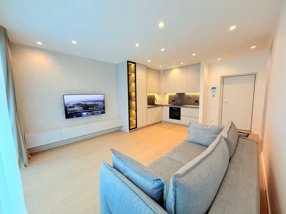 Inchiriere Apartament nou 2 camere Aviatiei Tower — fotografia 1