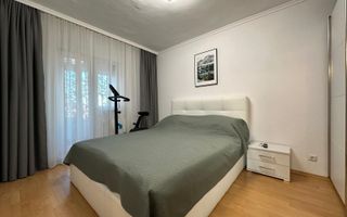 3 camere | etaj 2 | centrala proprie | 3 balcoane | 2 bai | zona excelenta | - Poză 9