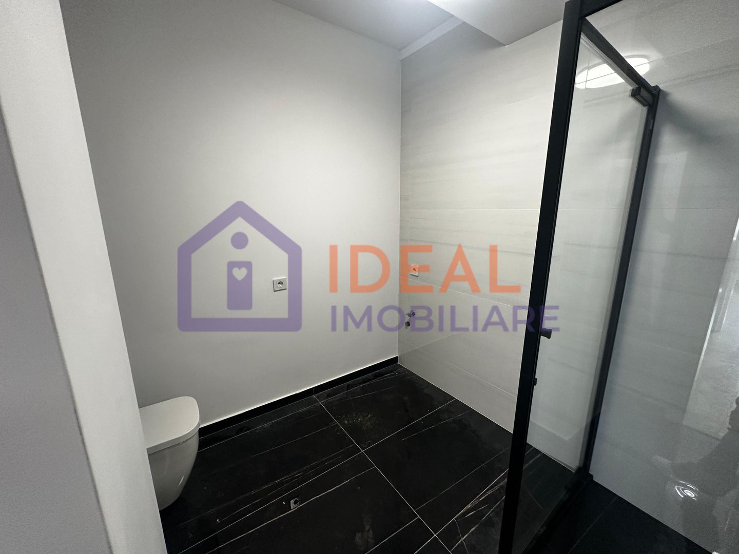 Apartament 2 camere si balcon, zona Calea Surii Mici - Poză 6