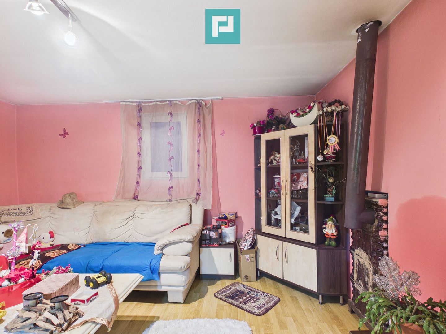 Casă cu 4 camere și 700 mp teren în Cermei - Poză 6