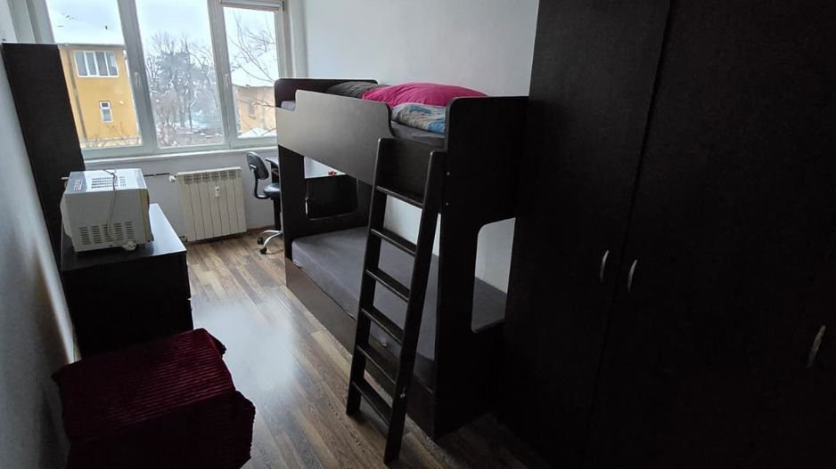 vand apartament 3 camere zona ultracentrala,vedere la Dunare ,etaj 2, - Poză 11
