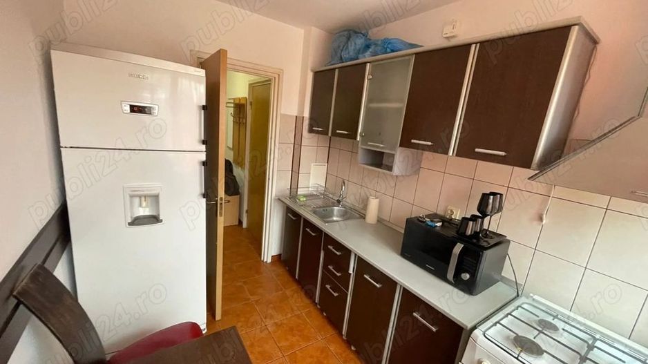 De inchiriat apartament 3 camere zona Gorjului/Rasaritului - Poză 5