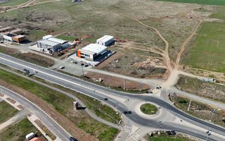 Teren 1053 mp  Servicii langa drum 4 benzi Giarmata - Poză 3