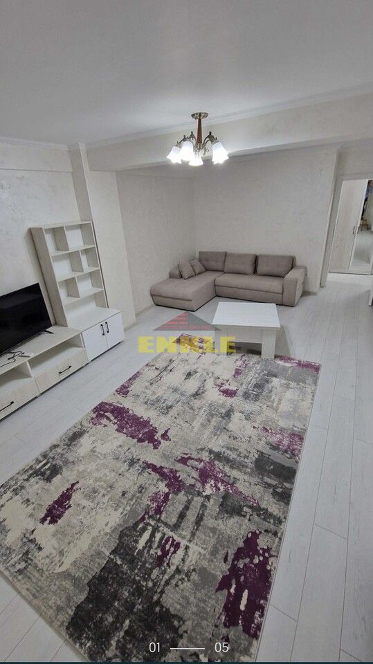 De inchiriat apartament cu 2 camere, etaj 1. Pret 400€ - Poză 1
