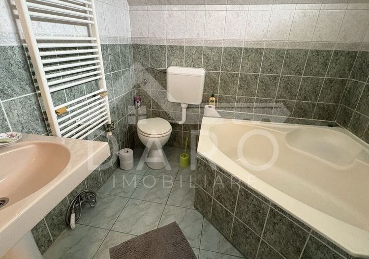 De inchiriat apartament in zona centru (Mihai Eminescu 48) - Poză 3