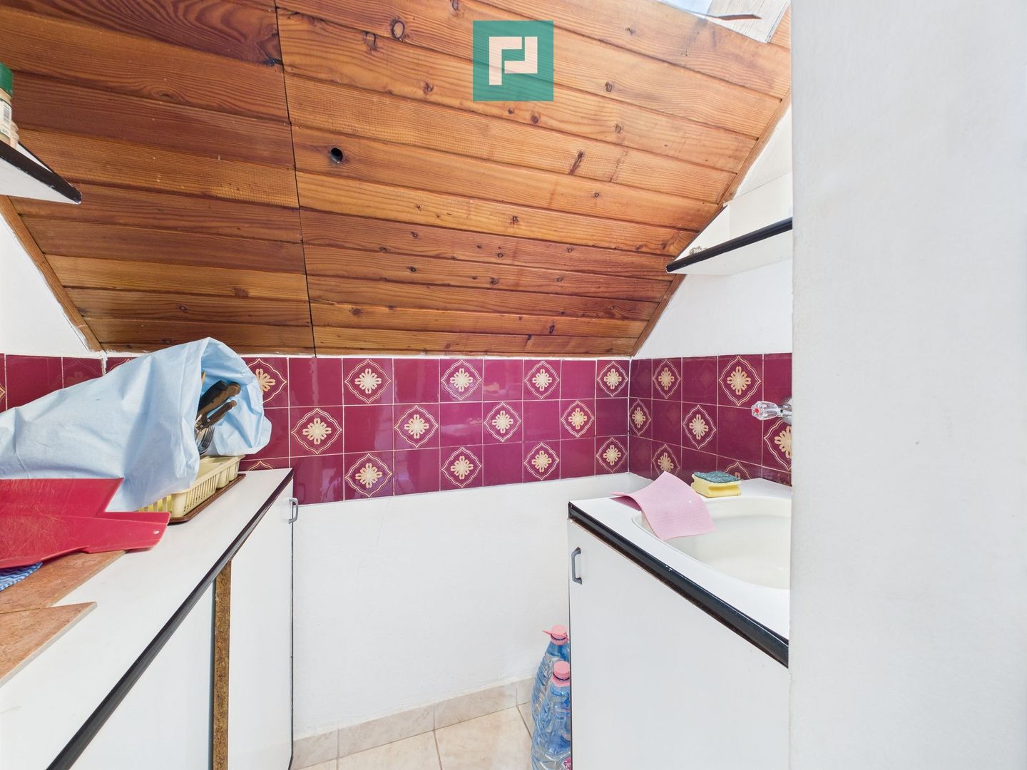 Căsuță de vacanță – cu POTENȚIAL DE INVESTIȚIE - Poză 8