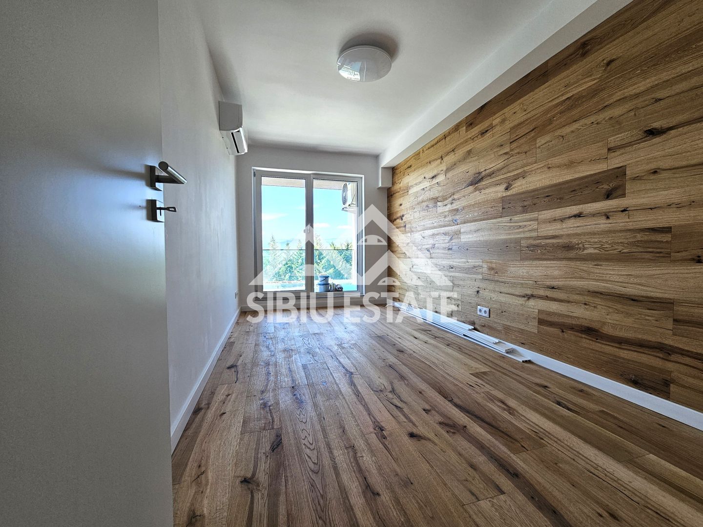 Apartament cu terasa 3 camere 2 bai Clasa A - Poză 10