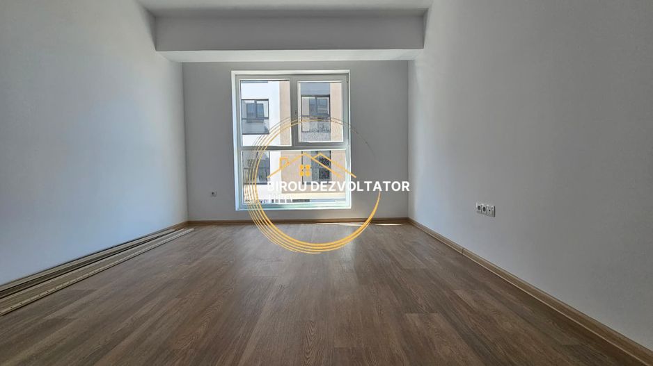 Decomandat Luminos 15 minute de metrou Teclu IKEA Titan Pallady Modern - Poză 8