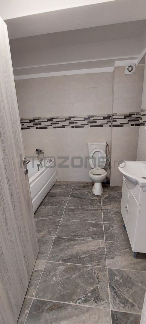 Crangasi/ 2 Camere/ Zona De Case/ 80 MP/ Parter Inalt/ Baie Cu Geam/ Balcon 18MP - Poză 9