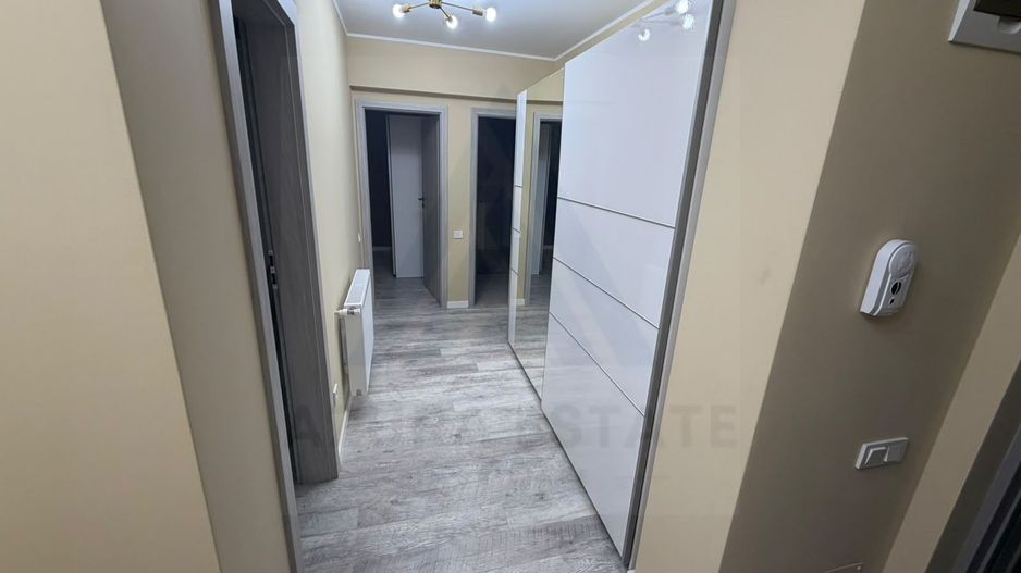 Apartament Premium 3 camere parcare privata etaj 2 Calea Surii Mici - Poză 13