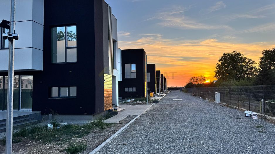 Super oferta de Halloween -  Vila Individuale de Lux în Tunari - Poză 7