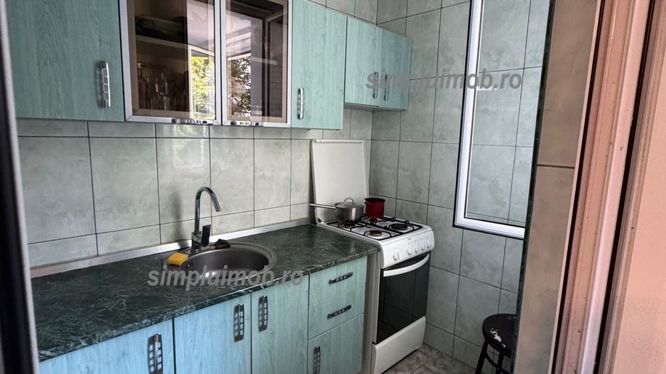 Garsonieră 33 mp la 2 minute Metrou Titan bloc mixt etaj 3 - Poză 8