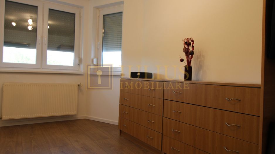 Casa in Blascovici, 5 camere + 3 bai, centrala proprie - Poză 20