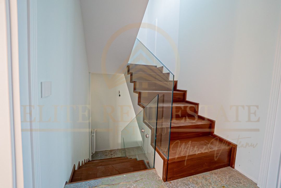 Năvodari - Casă exclusivistă cu ponton privat – Primul rând la lac - Poză 38