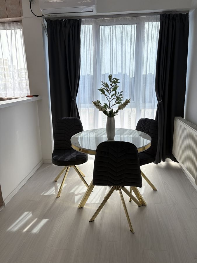 Minis, sector 3 - Poză 4