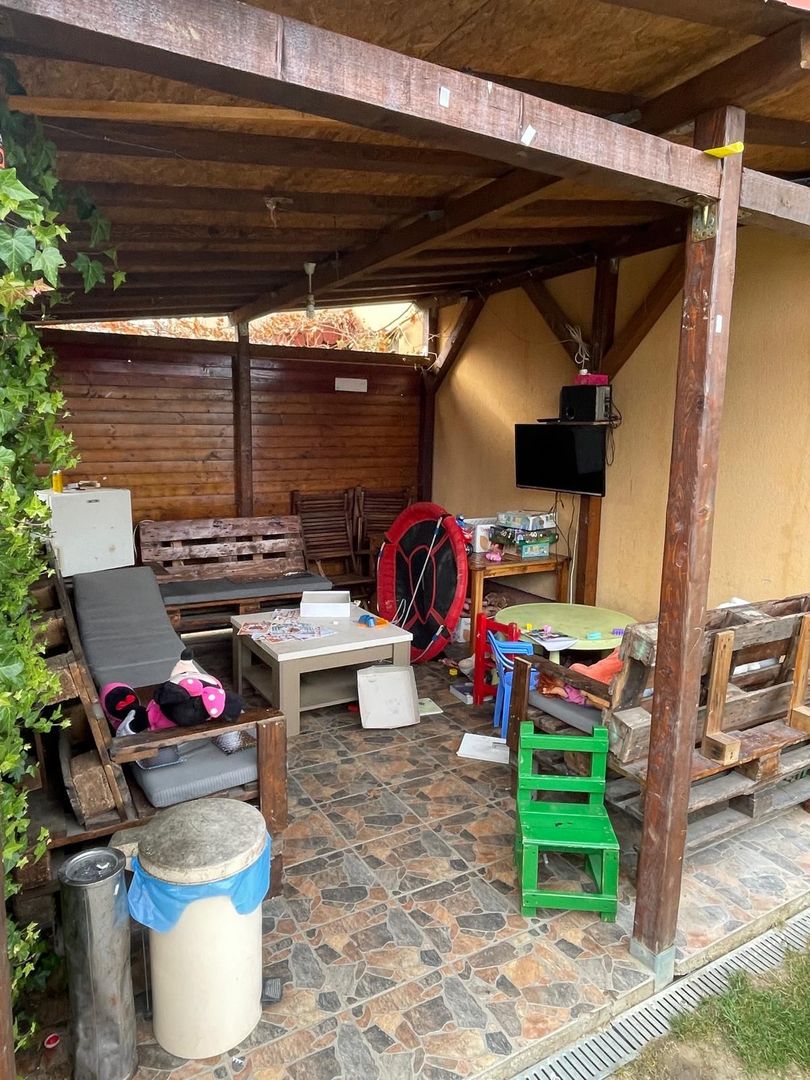 Giroc | 2 camere | Curte privata | Loc de joaca si BBQ - Poză 2