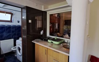 CASA DE VANZARE | 4 CAMERE | 110 MP | TEREN 2.500 MP | ROSIORI DE VEDE - Poză 8