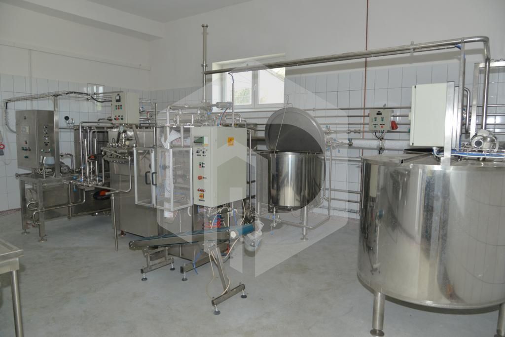 Fabrica de lactate la cheie Sibiu - Poză 10