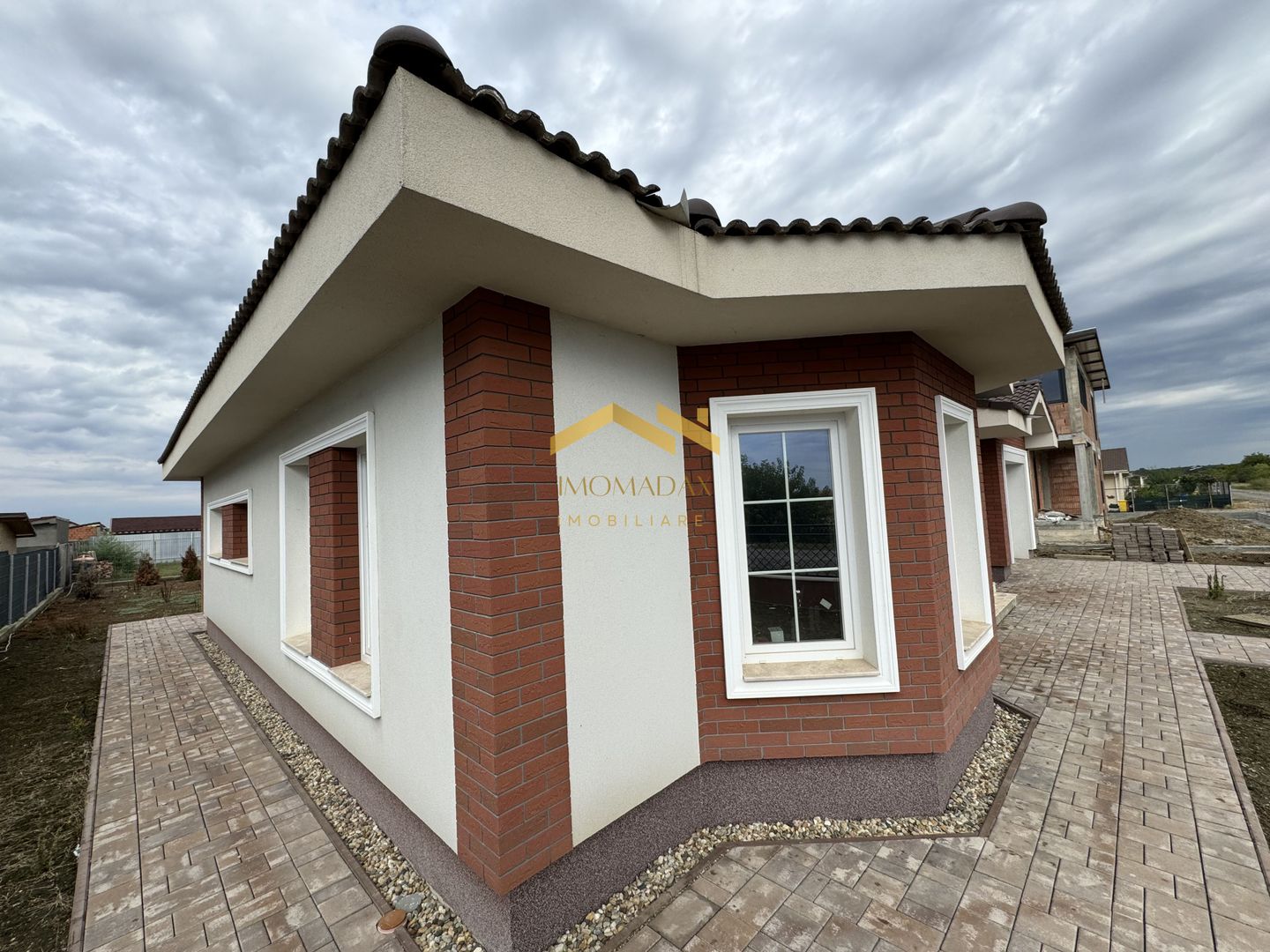 Mosnita Veche-Casa Individuala-Finisaje la Alegere - Poză 16