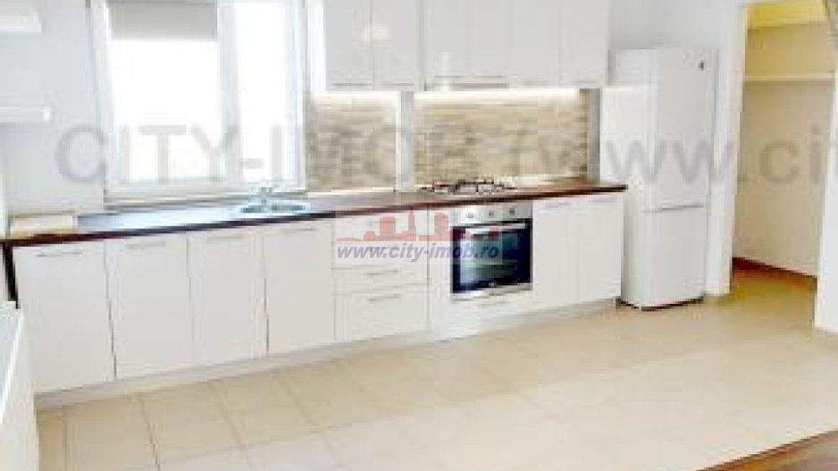 Vanzare  Apartament  trei  camere Baneasa cu terasa de 50 mp - Poză 12