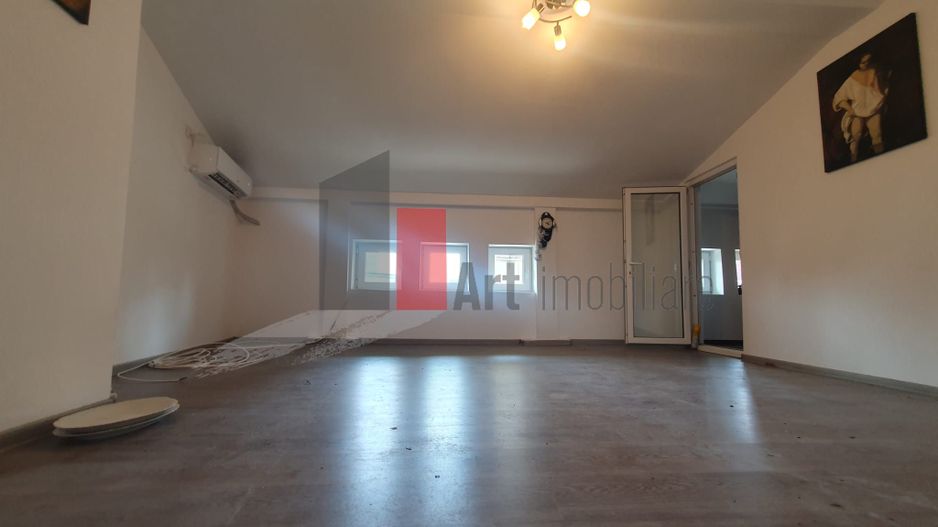 Mansarda 2 camere Foisorul de Foc - Poză 3