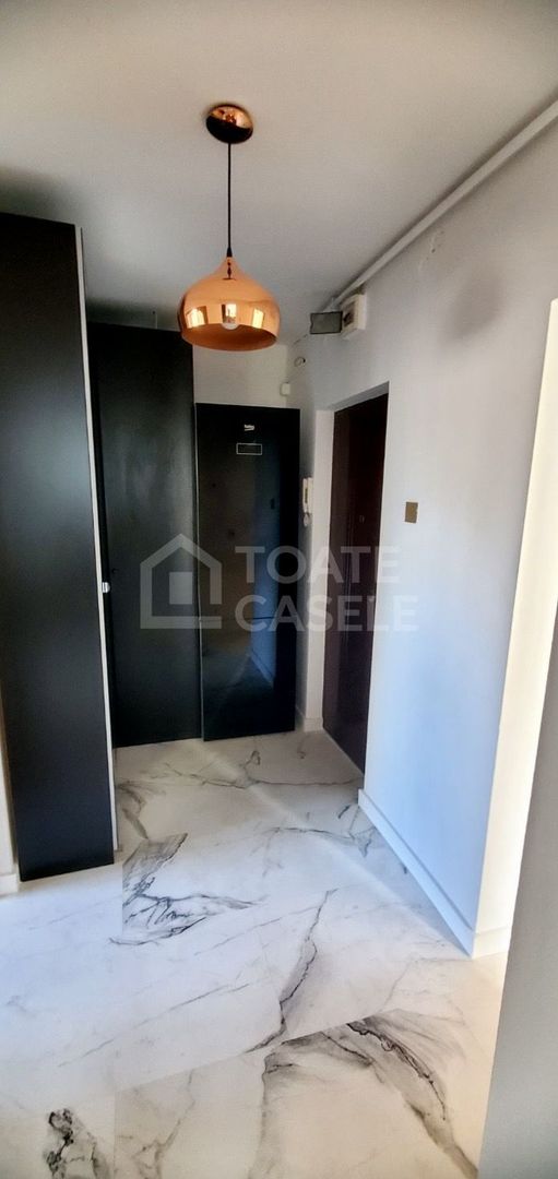Apartament cu 3 camere, decomandat,  garaj, zona Iulius Mall - Poză 5