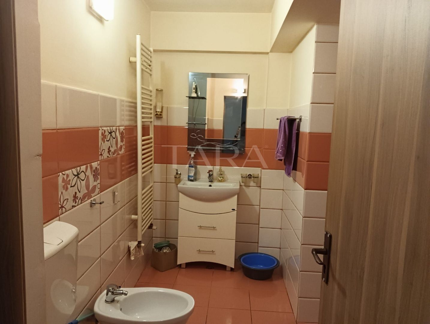 Apartament 2 camere, parcare inclusă – zona VIVO - Poză 4