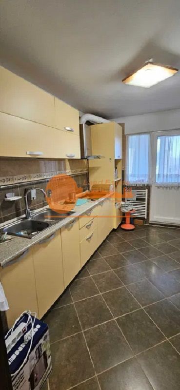 Apartament 4 camere Basarabia - Titan  Bloc anvelopat - Poză 4