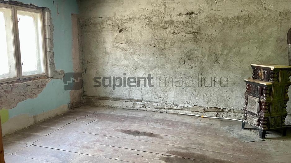 Casă de vânzare Calea Araduluii.  Pentru renovare sau demolare - Poză 2