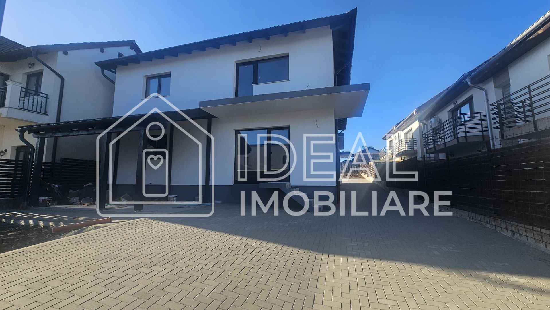 Duplex modern cu 4 camere si carport, in Cartierul Arhitectilor - Poză 1