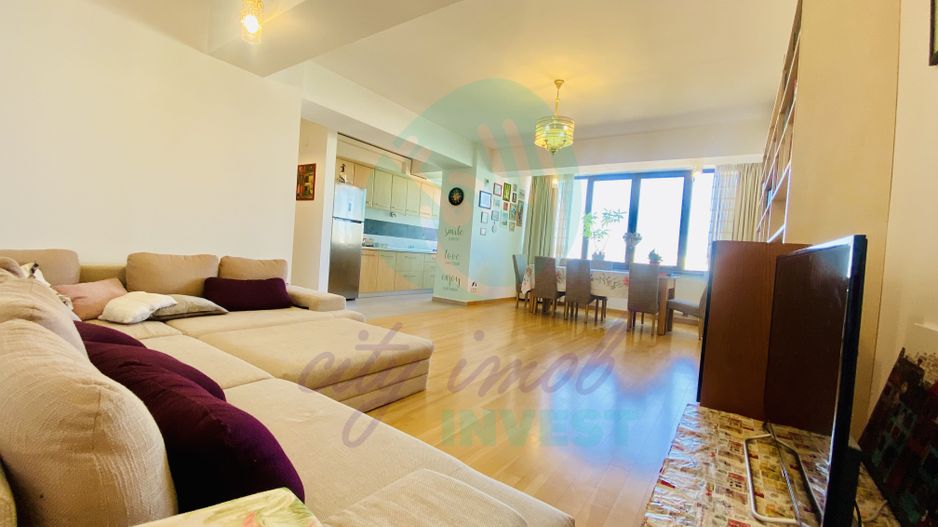 2 camere spatioase cu VEDERE PANORAMICA - Poză 4