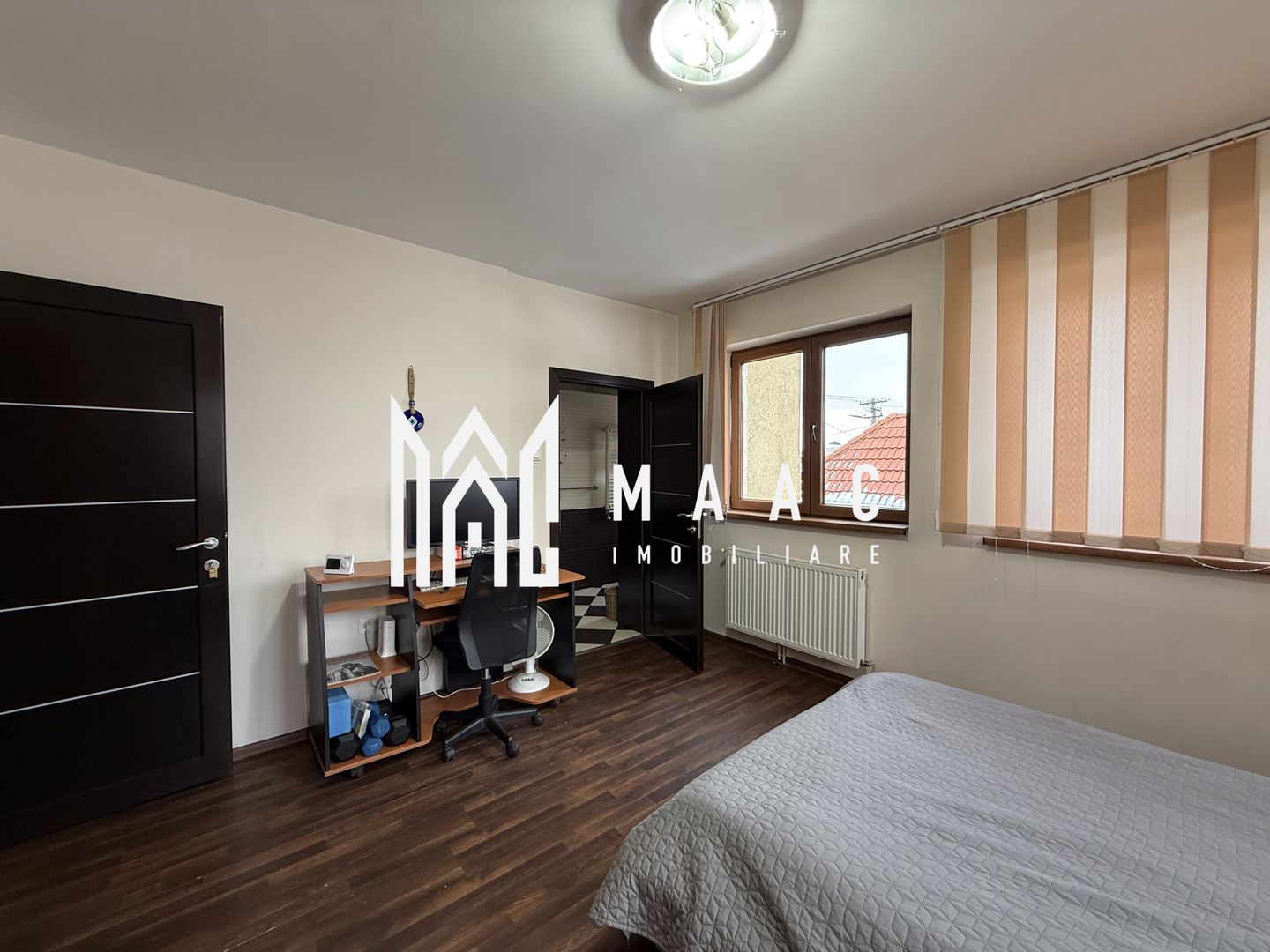 Casa individuala | 7 Camere cu baie proprie | Promenada - Poză 5