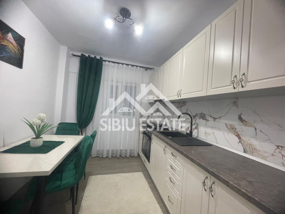 Apartament de vanzare cu 2 camere decomandat, etaj 2, pivnita- Cartierul Strand - Poză 7