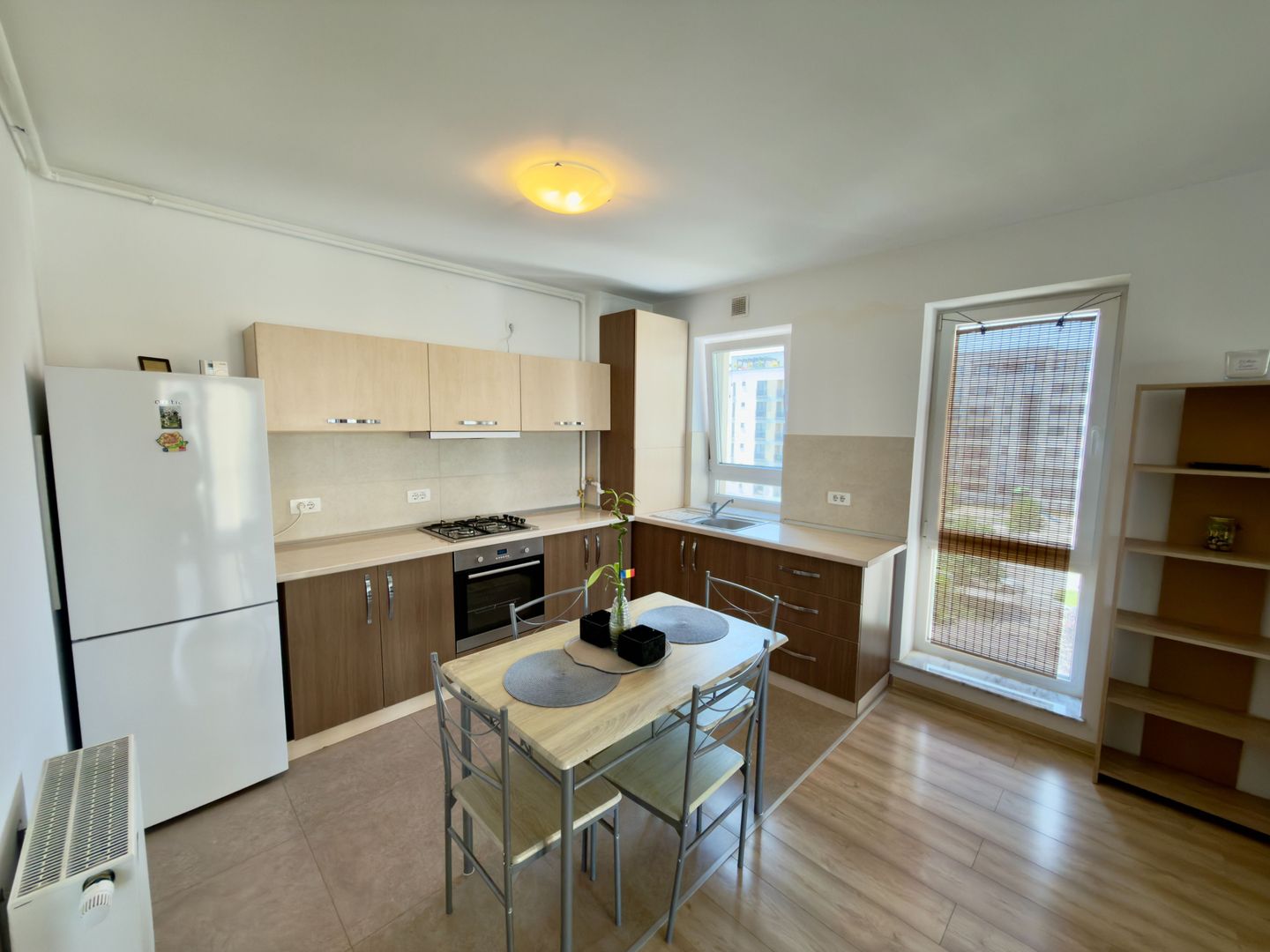 Apartament cu 2 camere de închiriat, cartier Coresi, Brașov. - Poză 2