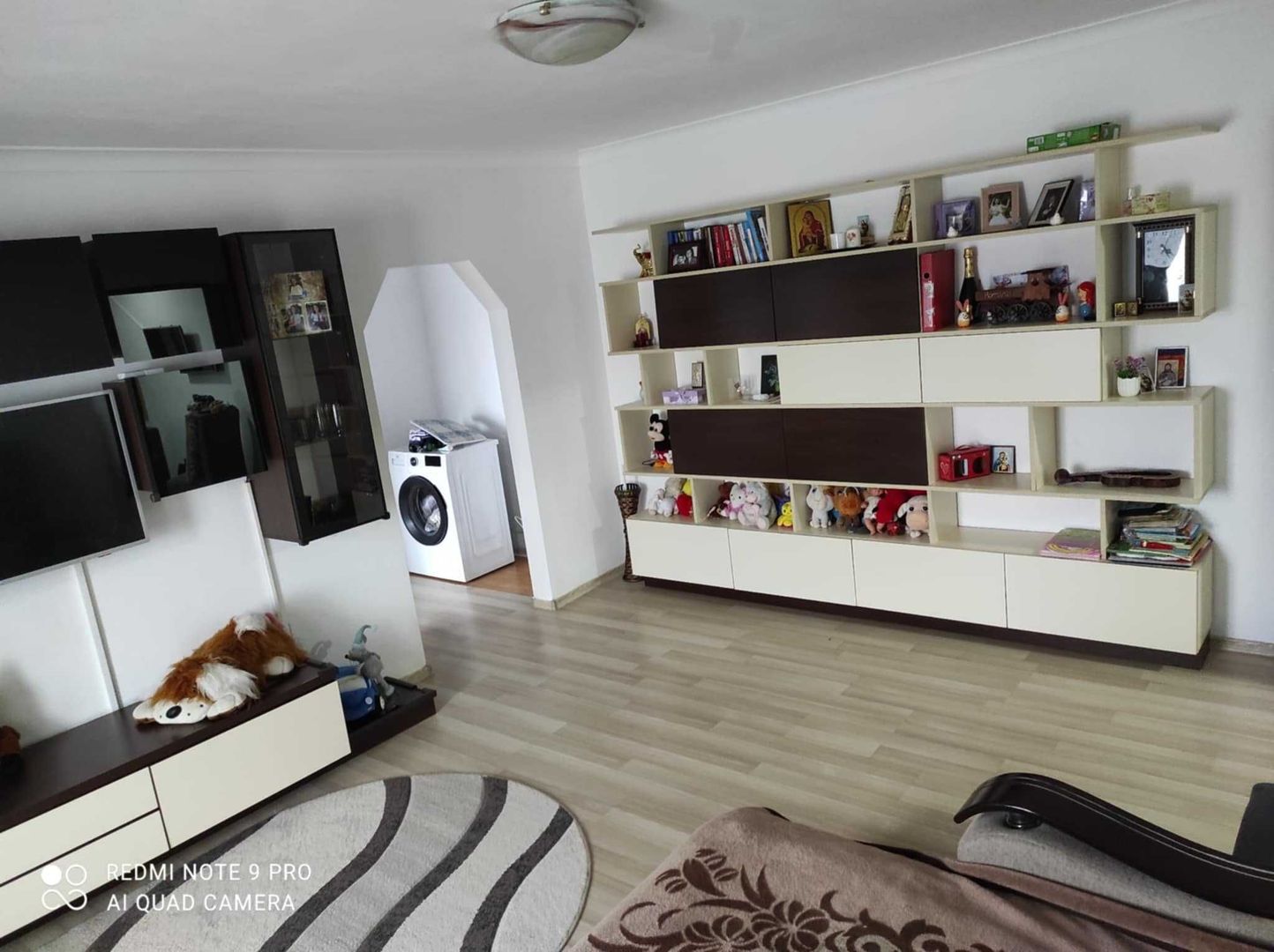 BRASADAS vinde ap 3 camere etajul 3/4. - Poză 5