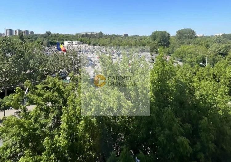 Vedere directă Parc Tineretului · 2 camere · Et. 5/10 · Loc parcare - Poză 1