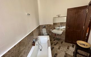 Apartament in Piata Victoriei - Poză 12