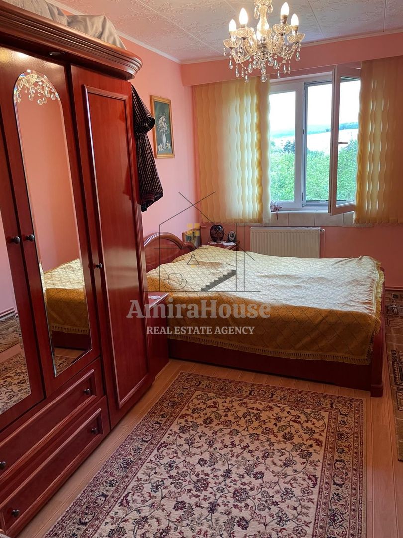 Apartament 3 camere etaj 3 din 4 Gheorgheni - Poză 1