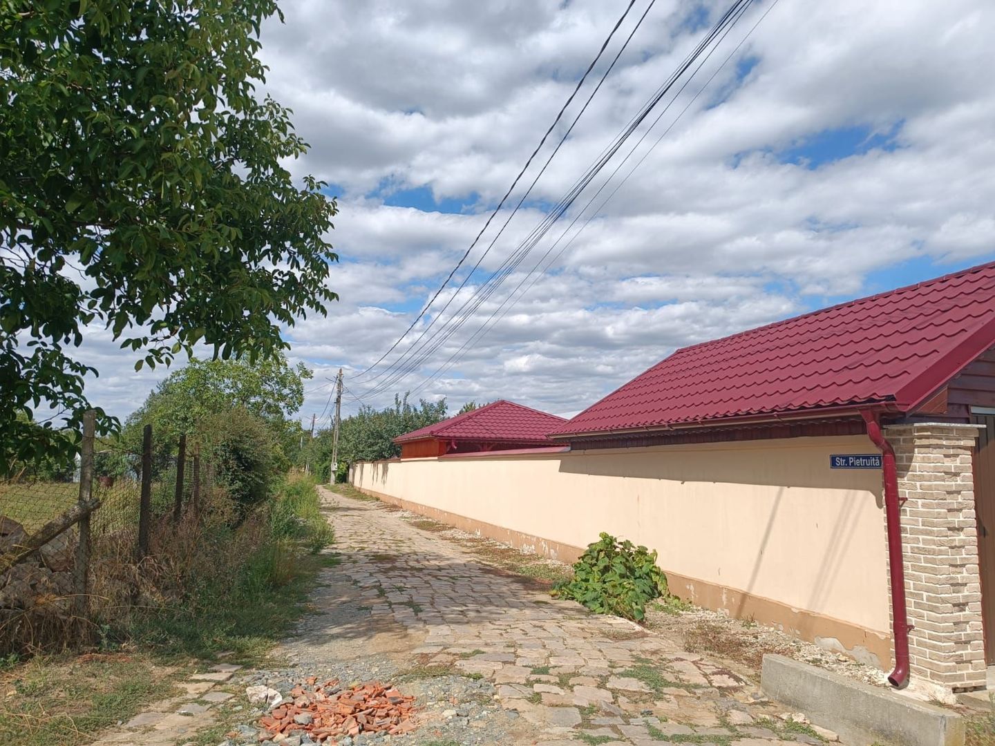 Descoperă o oportunitate rară: Teren intravilan- 2.000 mp în Zădăreni - Poză 8