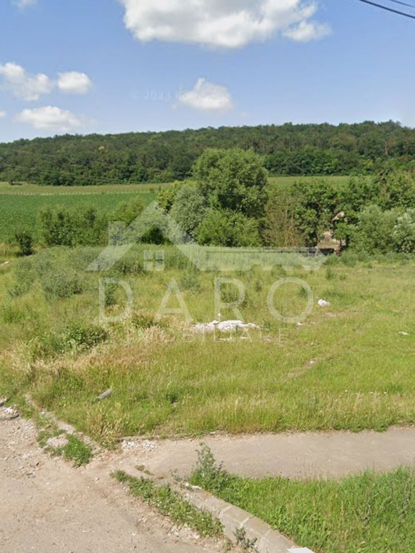 Vindem o parcela de teren pe strada Remetea.  Chiar la principala - Poză 3