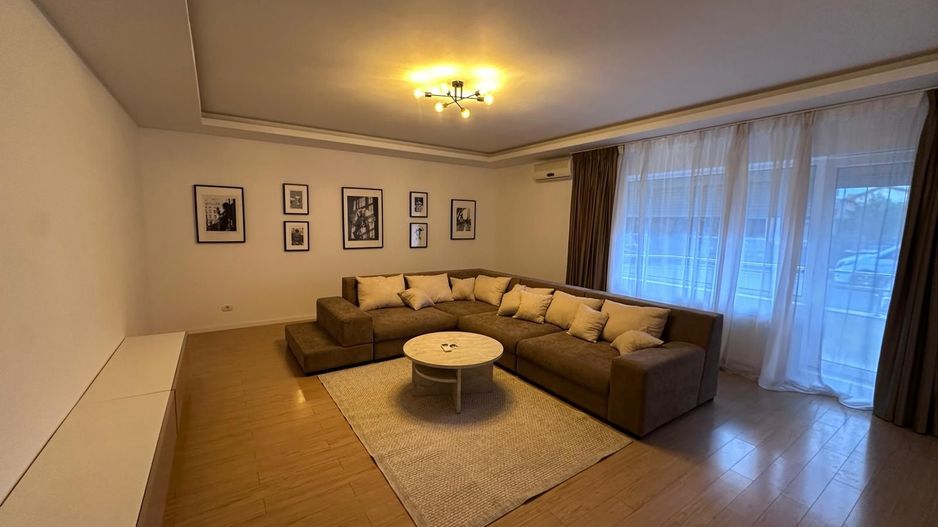 Pipera – Rond OMV | 3 camere | Bloc privat | Parcare inclusă - Poză 1