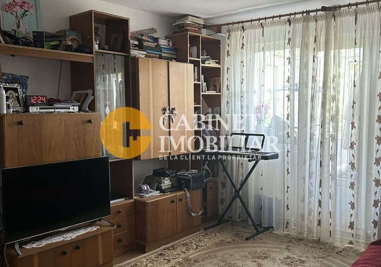 APARTAMENT 3 CAMERE SEMIDECOMANDAT - PACURARI - Poză 1