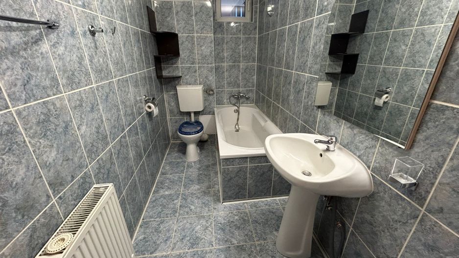 Apartament 3 camere -  zona Tolstoi - Poză 7