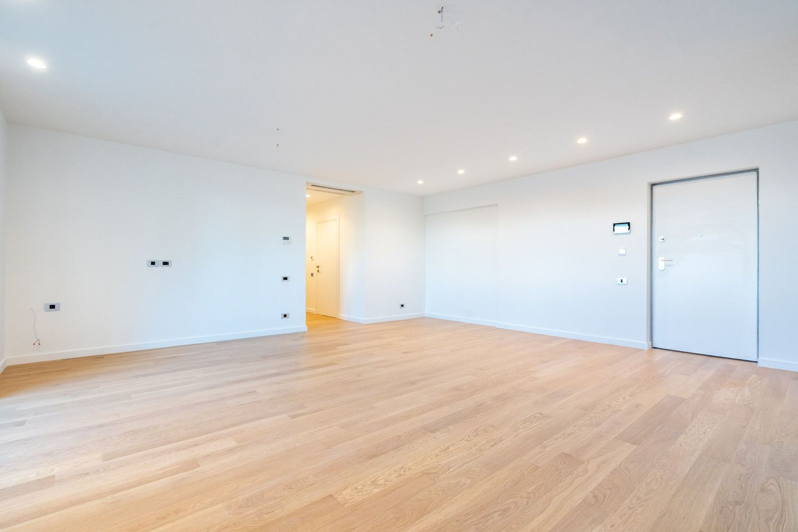 COMISION 0% - Apartament modern in imobil exclusivist, v-a-v Mall Promenada - Poză 1