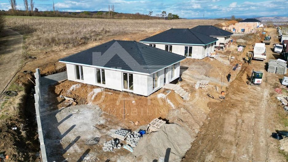 🏡 Casă de vânzare – Târgu Mureș, strada Zeno Vancea | Teren 500 mp | - Poză 3