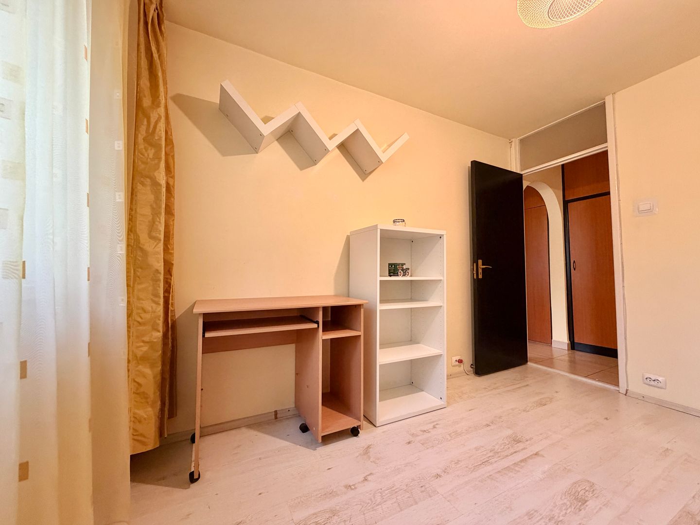 Apartament 3 camere decomandat – zona Teatrului Masca,/Bd. Uverturii - Poză 5