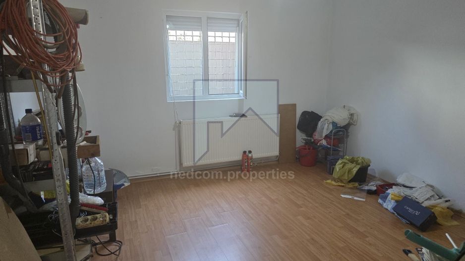 Casă de vânzare - Oraș Pantelimon - 2 camere - curte proprie - Poză 2