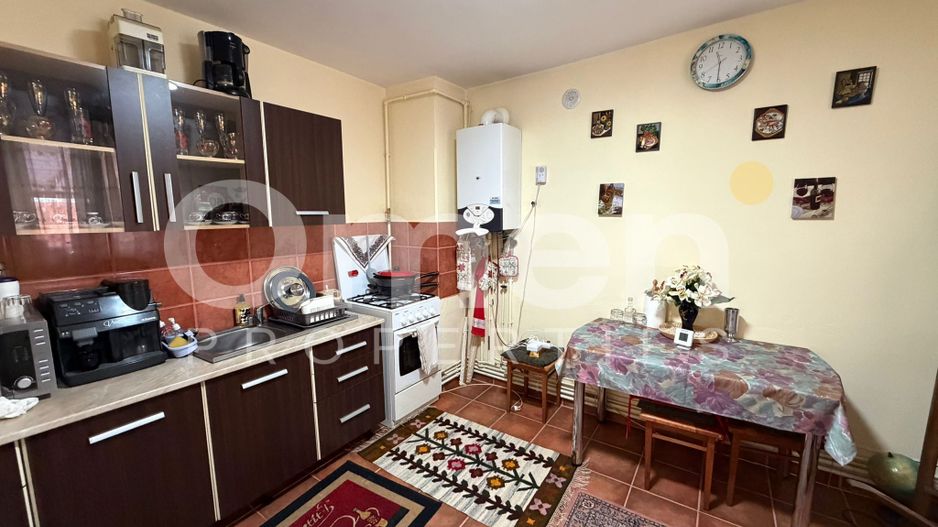 Casa cu piscina de vanzare, cu 6 ari de teren, Unguras - Poză 16