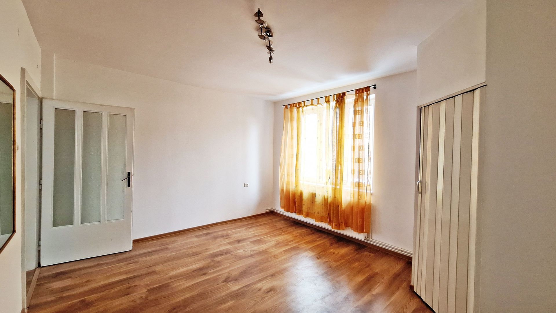 Dealul Cetatii, apartament in vila, ideal pentru vacanta, 53mp, pret 140000 euro - Poză 18